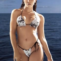 MAPALÉ Reversible String Bikini